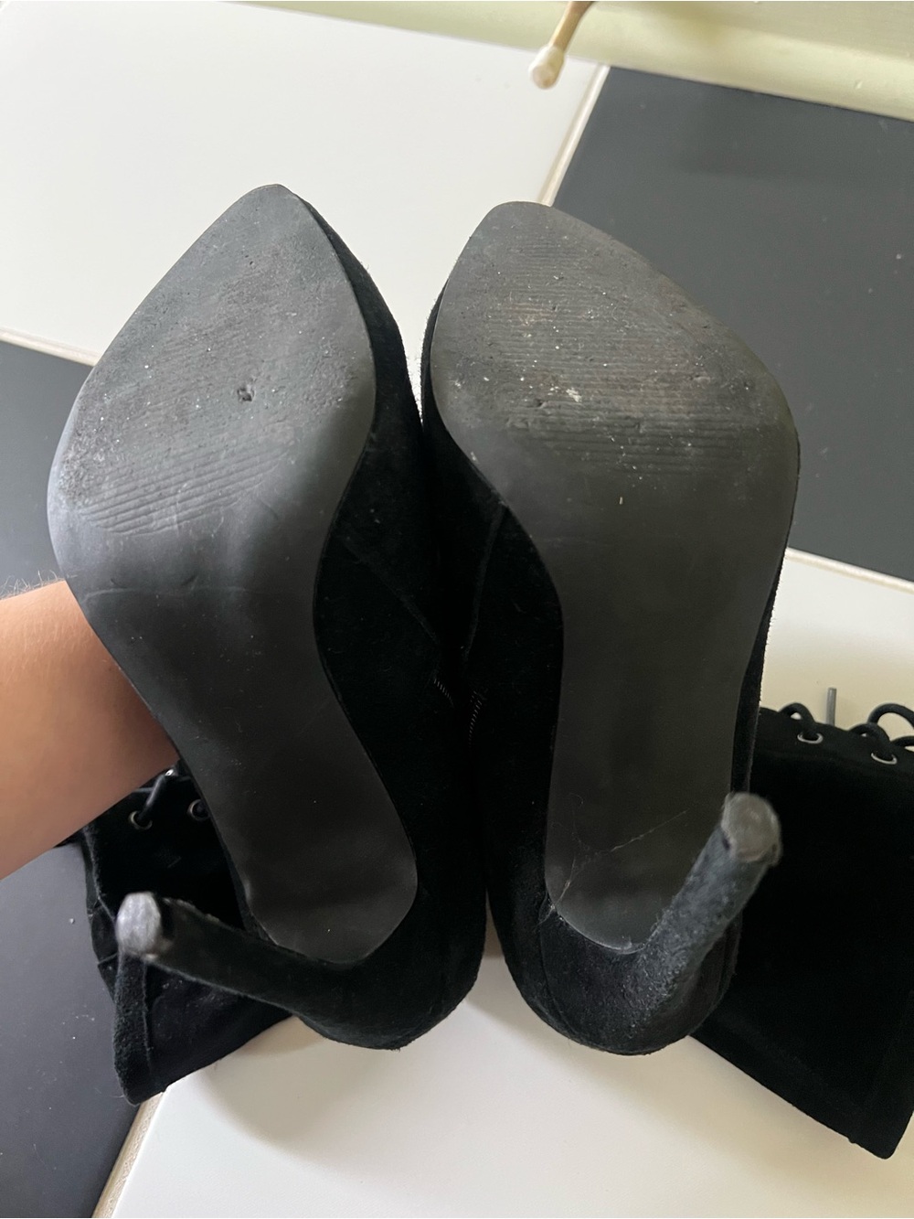Steve Madden black suede lace up heeled boots - Picture 5 of 5